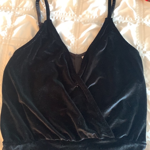 Velvet tank top bodysuit - Picture 2 of 3